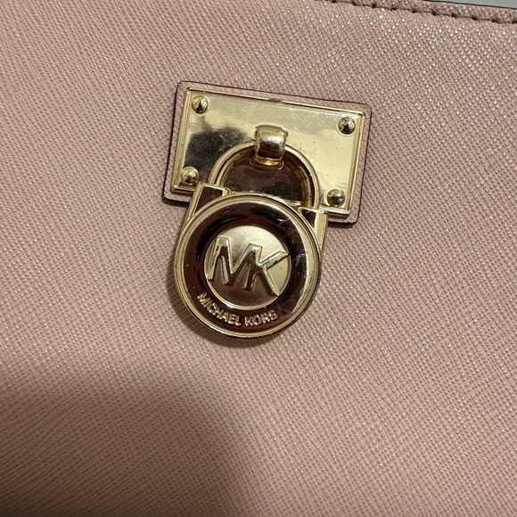 Michael Kors Pink Leather Wallet with Gold Clasp - Picture 6 of 6